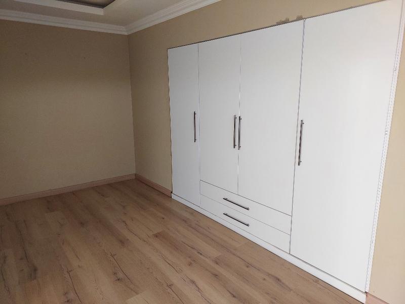 4 Bedroom Property for Sale in Jameson Park Gauteng