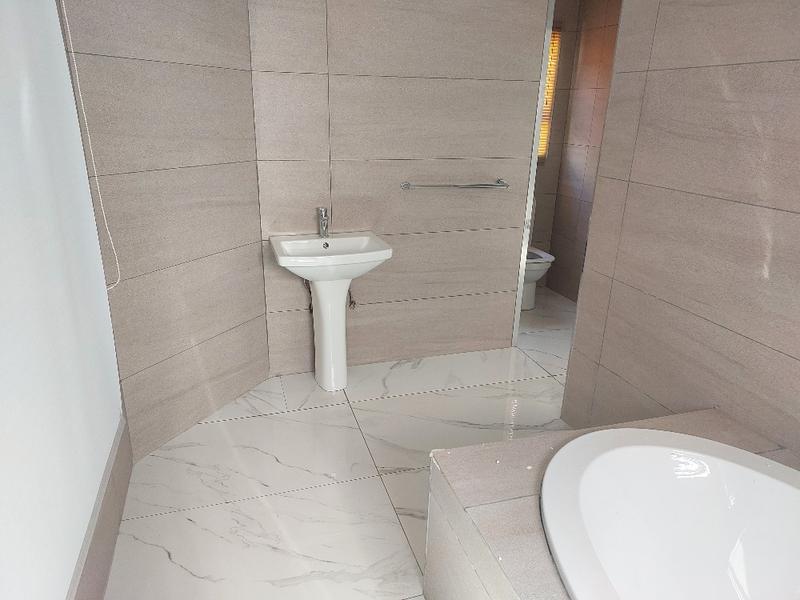 4 Bedroom Property for Sale in Jameson Park Gauteng