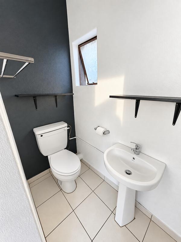 To Let 1 Bedroom Property for Rent in Casseldale Gauteng