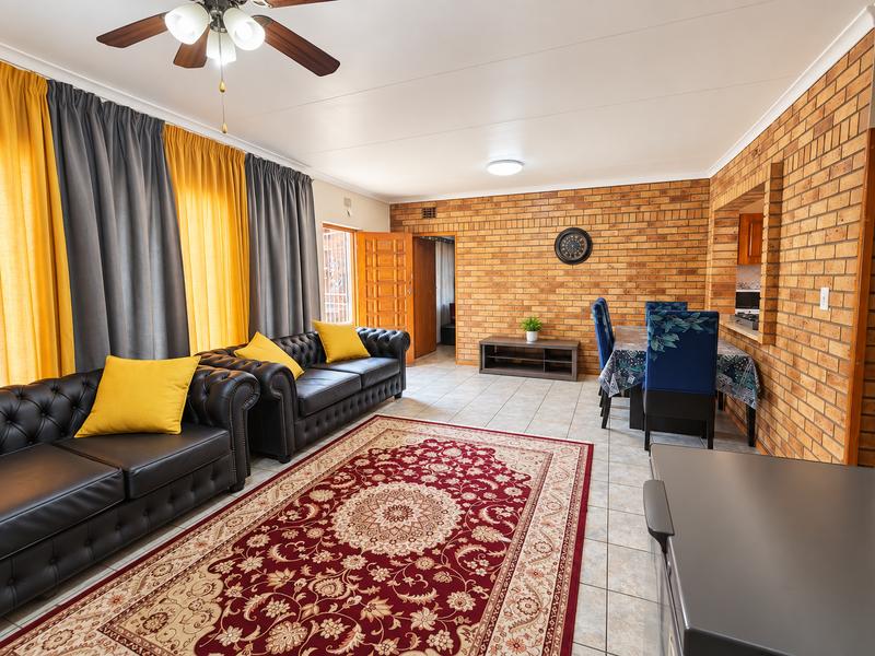 2 Bedroom Property for Sale in Strubenvale Gauteng