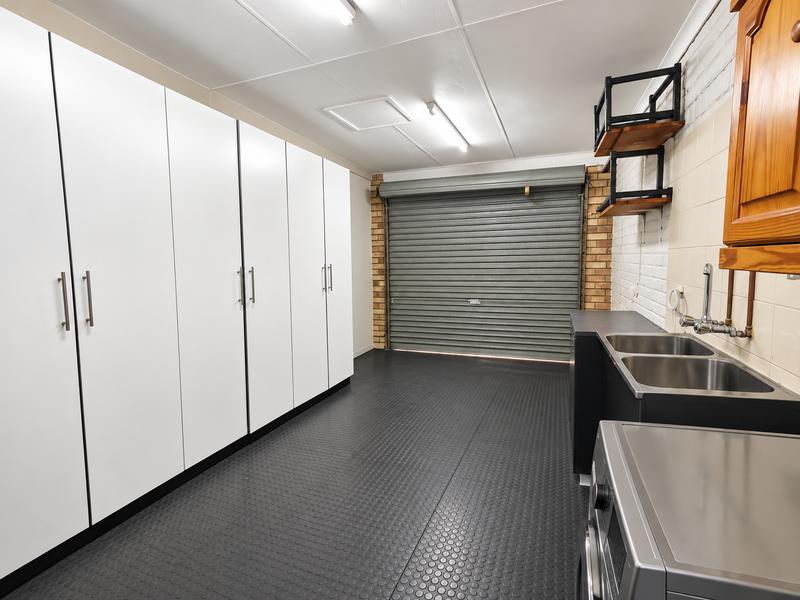 2 Bedroom Property for Sale in Strubenvale Gauteng