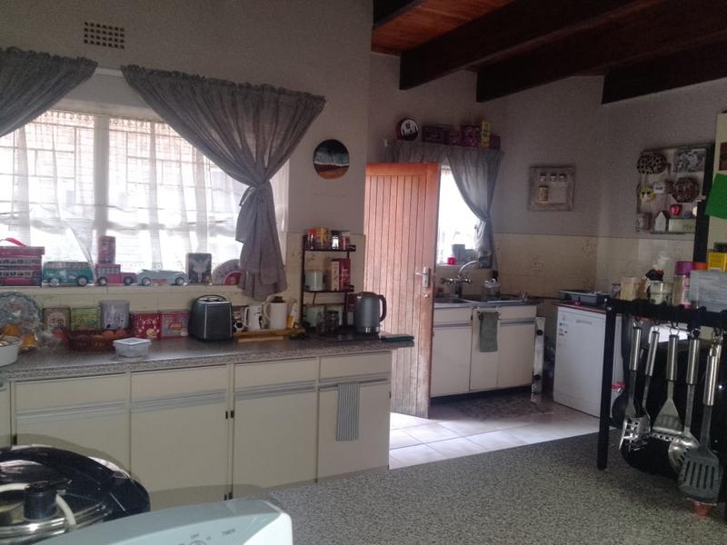 To Let 2 Bedroom Property for Rent in Petersfield Gauteng