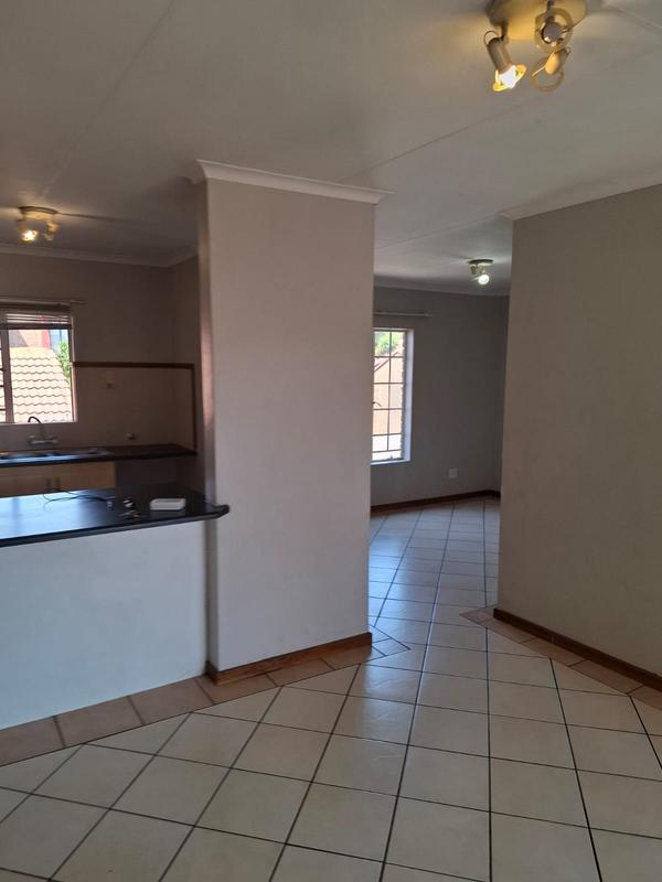 2 Bedroom Property for Sale in Moreleta Park Gauteng