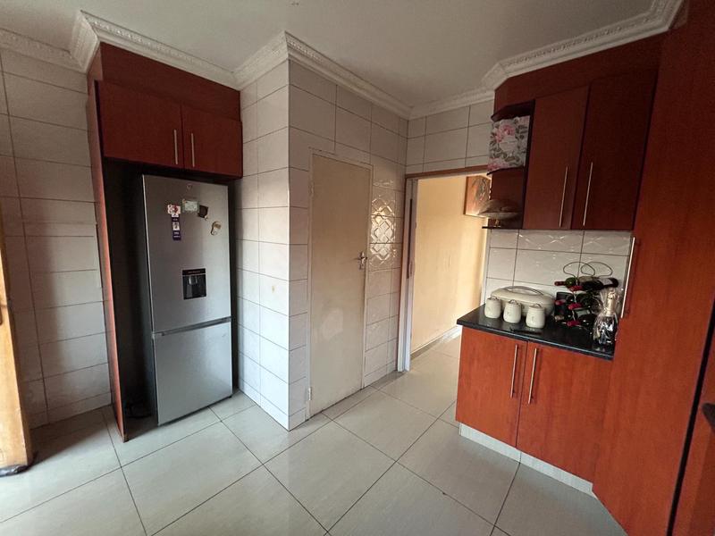 1 Bedroom Property for Sale in Lyttelton Gauteng