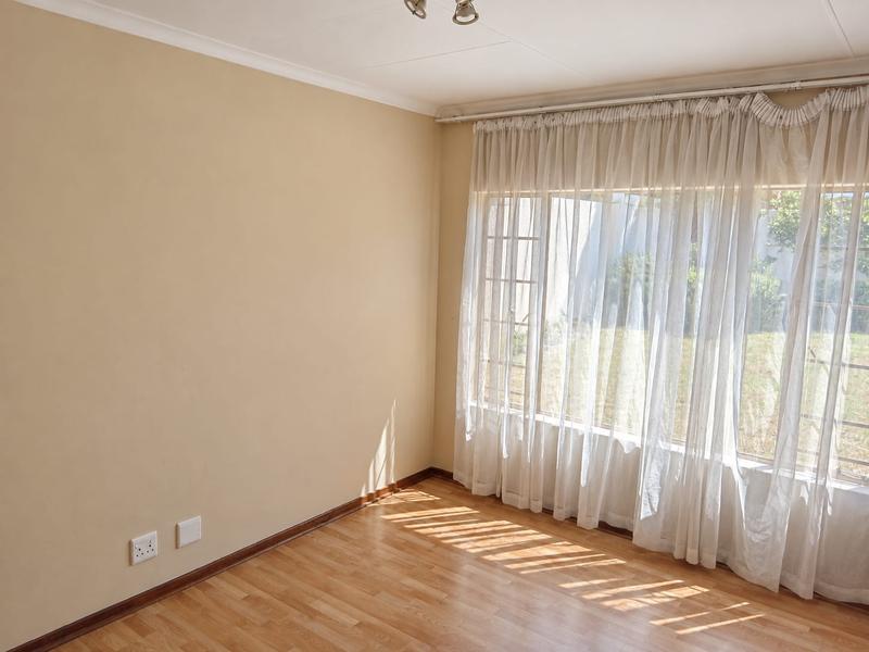 3 Bedroom Property for Sale in Thatchfield Gauteng