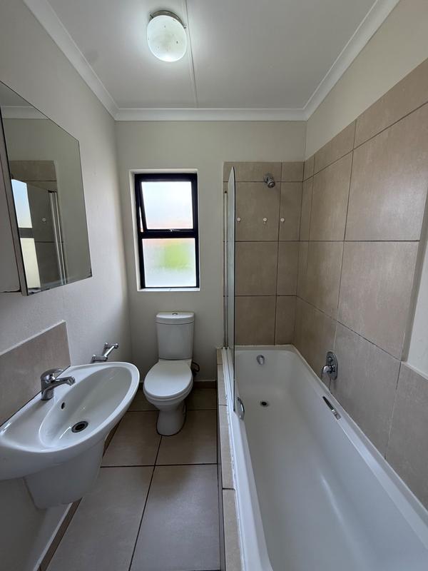 To Let 1 Bedroom Property for Rent in The Stewards Gauteng