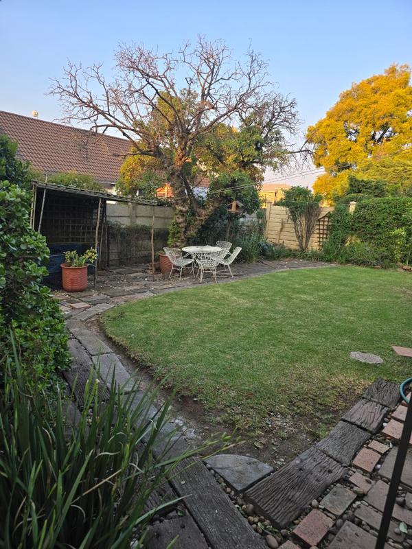 2 Bedroom Property for Sale in Albertsdal Gauteng