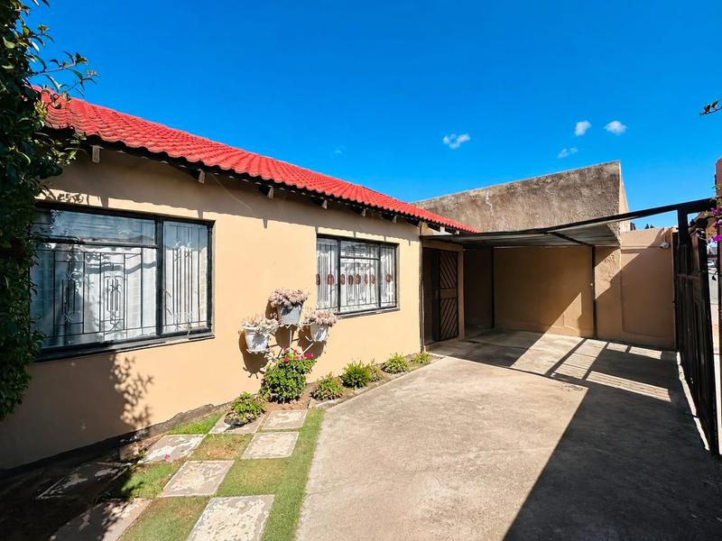 2 Bedroom Property for Sale in Tembisa Gauteng