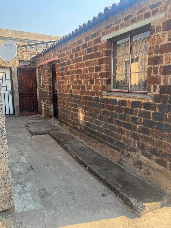 10 Bedroom Property for Sale in Tembisa Gauteng