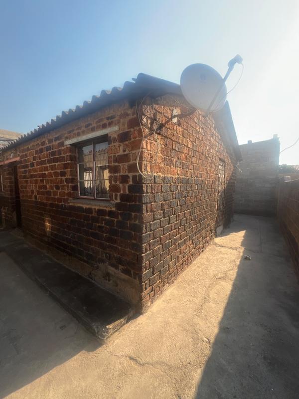 10 Bedroom Property for Sale in Tembisa Gauteng