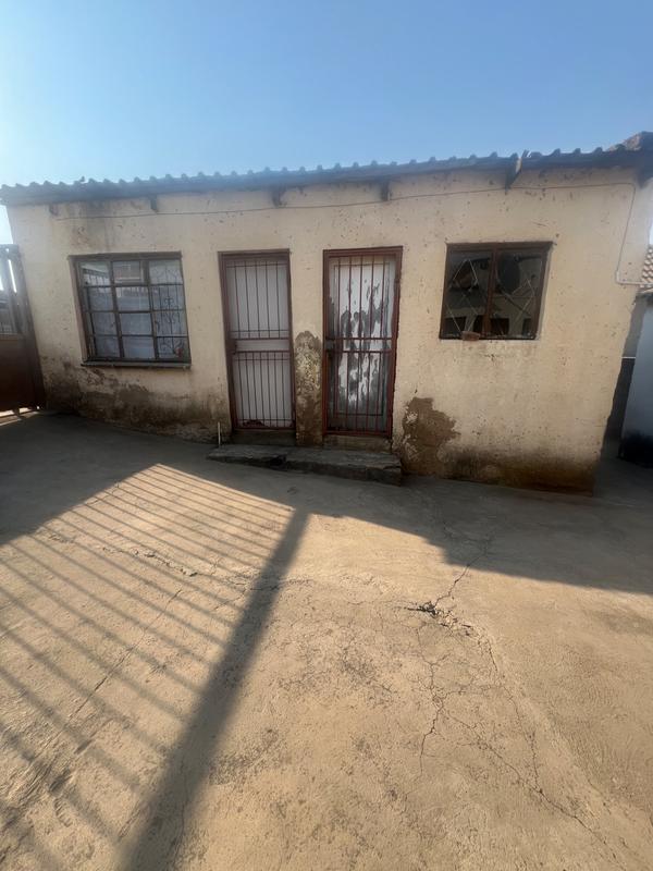 10 Bedroom Property for Sale in Tembisa Gauteng
