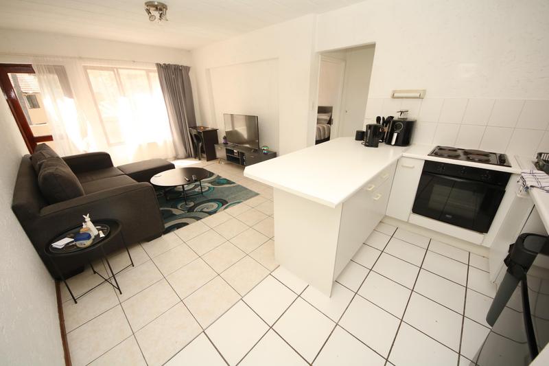 1 Bedroom Property for Sale in Bryanston Gauteng