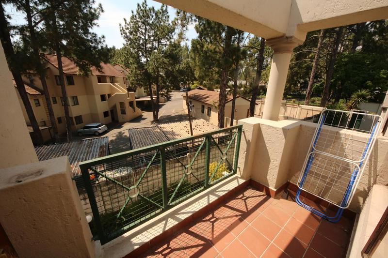 1 Bedroom Property for Sale in Bryanston Gauteng