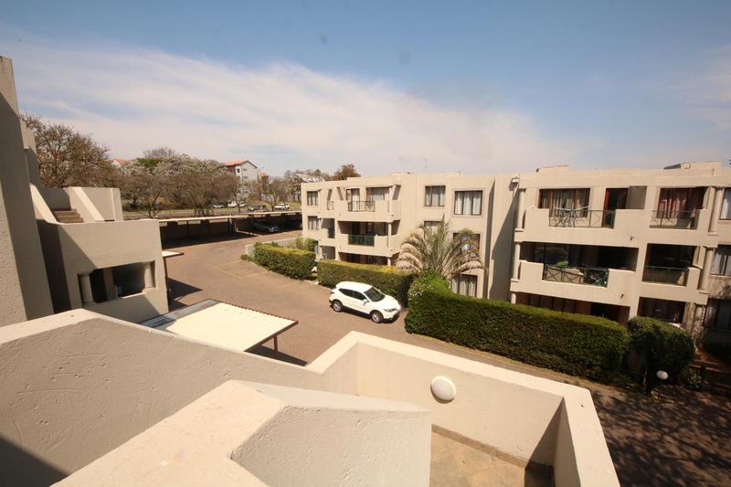 1 Bedroom Property for Sale in Bryanston Gauteng
