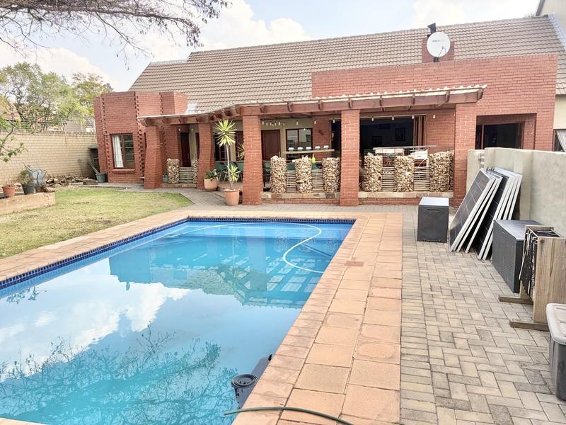 5 Bedroom Property for Sale in Brooklands Lifestyle Estate Gauteng