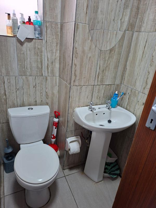 1 Bedroom Property for Sale in Pretoria North Gauteng