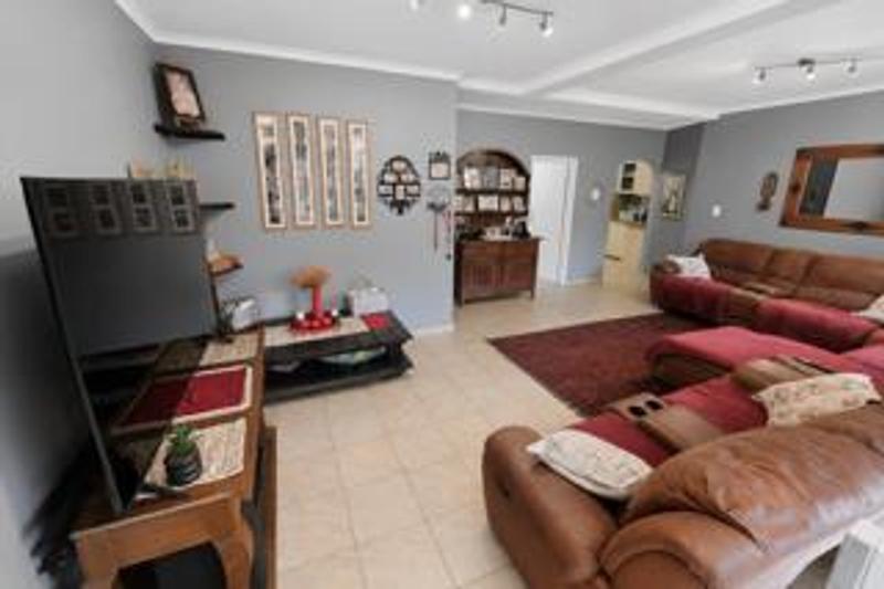 5 Bedroom Property for Sale in Suiderberg Gauteng