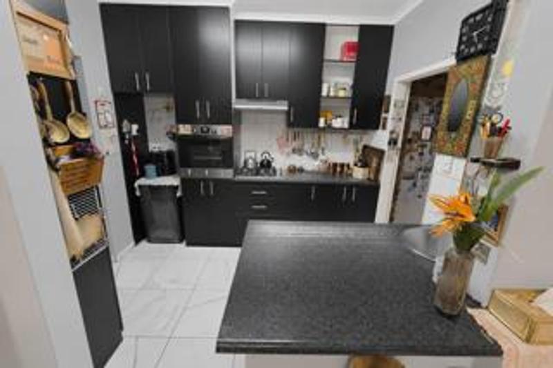 5 Bedroom Property for Sale in Suiderberg Gauteng