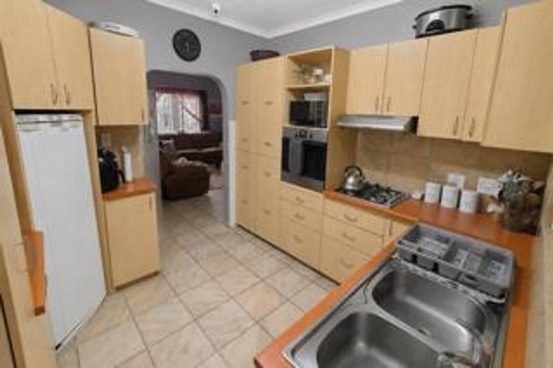 5 Bedroom Property for Sale in Suiderberg Gauteng