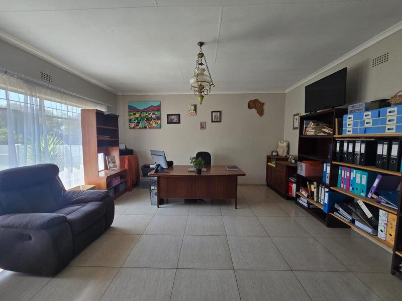 3 Bedroom Property for Sale in Helikonpark Gauteng