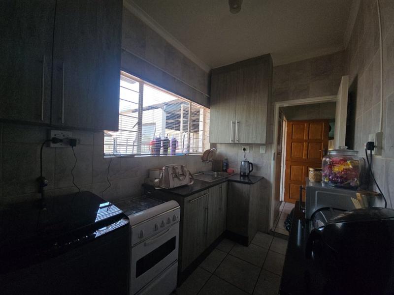 3 Bedroom Property for Sale in Helikonpark Gauteng