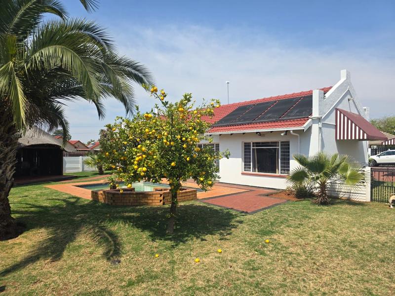 3 Bedroom Property for Sale in Helikonpark Gauteng