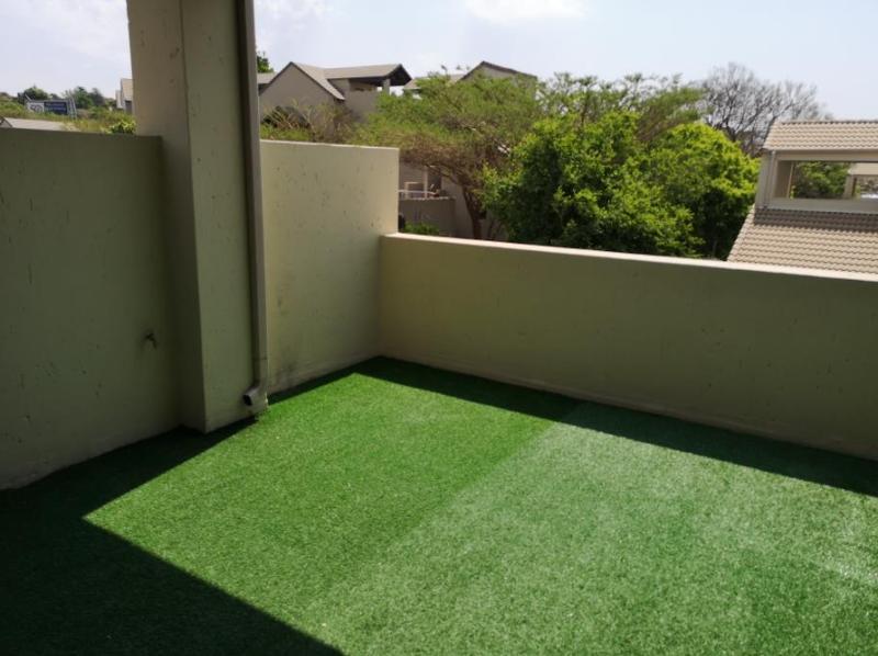 To Let 2 Bedroom Property for Rent in Bryanston Gauteng