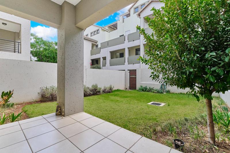 To Let 1 Bedroom Property for Rent in Lonehill Gauteng