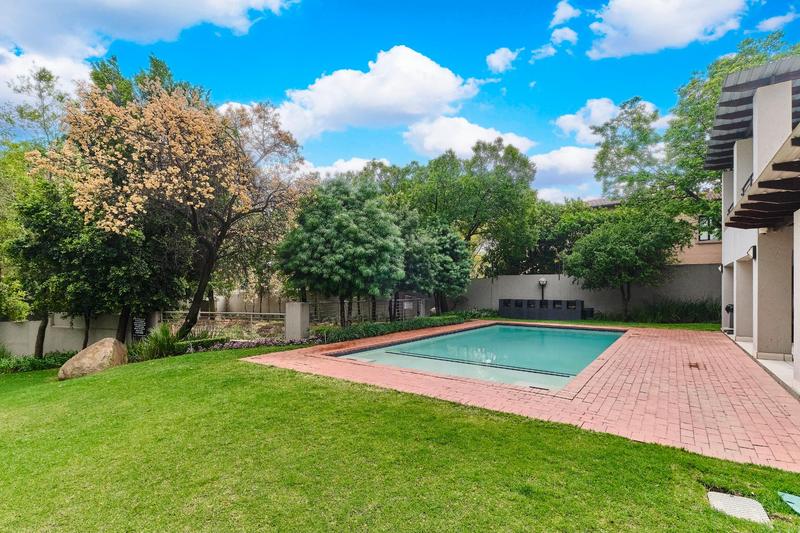To Let 1 Bedroom Property for Rent in Lonehill Gauteng