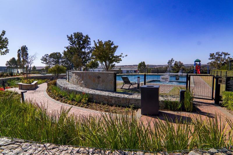 To Let 2 Bedroom Property for Rent in Linbro Park Gauteng