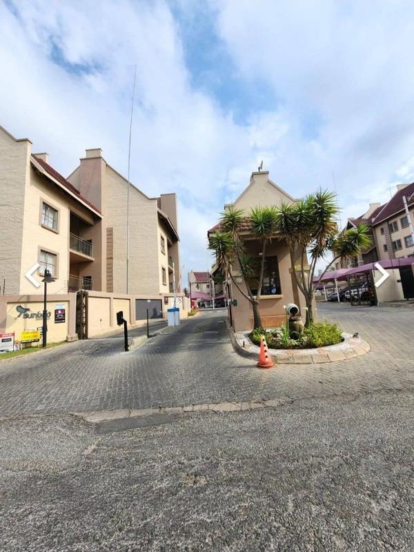 2 Bedroom Property for Sale in North Riding AH Gauteng