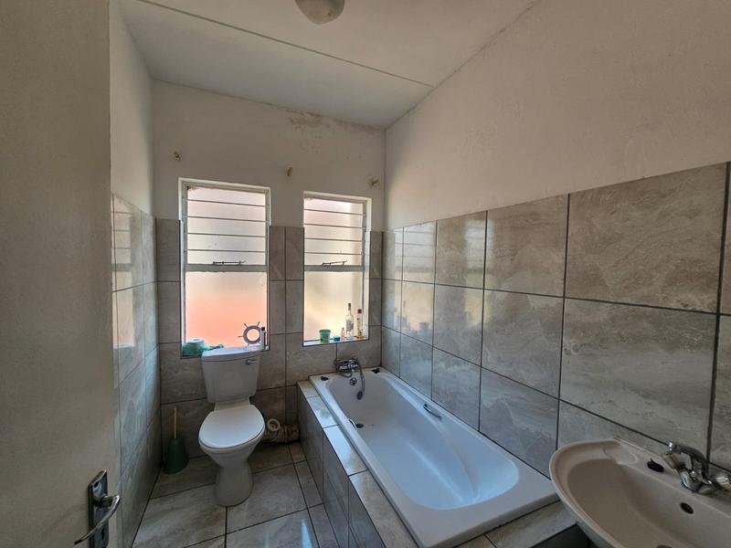 2 Bedroom Property for Sale in North Riding AH Gauteng