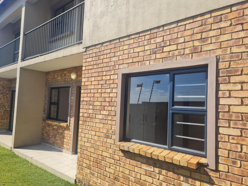 To Let 2 Bedroom Property for Rent in Dunnottar Gauteng