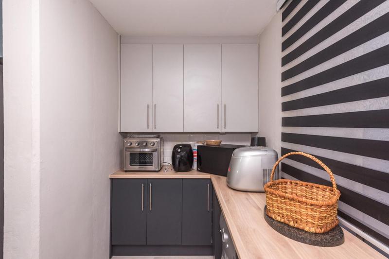 2 Bedroom Property for Sale in Primrose Hill Gauteng