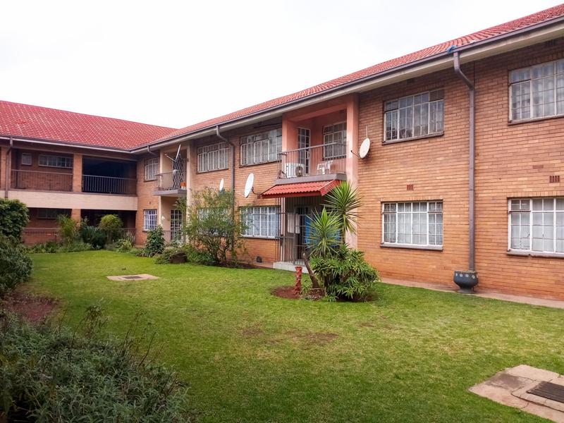 2 Bedroom Property for Sale in Vanderbijlpark CW 3 Gauteng