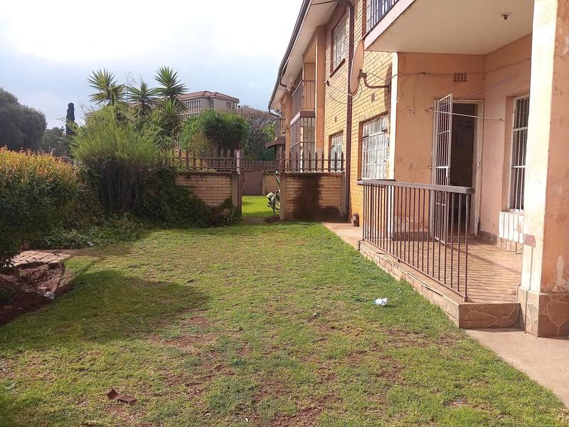 2 Bedroom Property for Sale in Vanderbijlpark CW 3 Gauteng