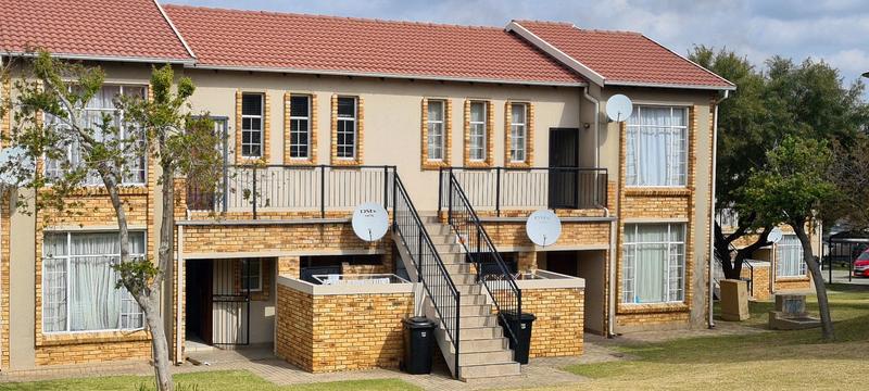 To Let 2 Bedroom Property for Rent in Laser Park Gauteng