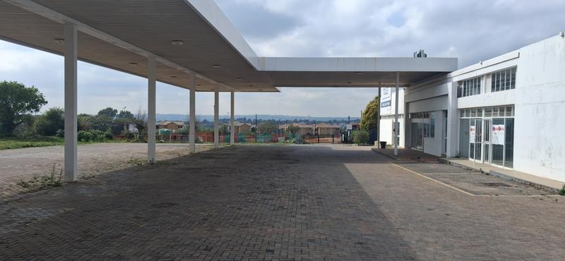 To Let Commercial Property for Rent in North Riding Gauteng