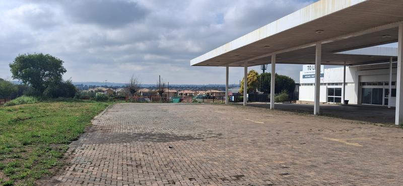 To Let Commercial Property for Rent in North Riding Gauteng