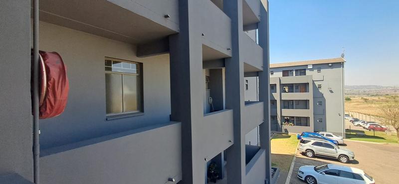 2 Bedroom Property for Sale in Fleurhof Gauteng