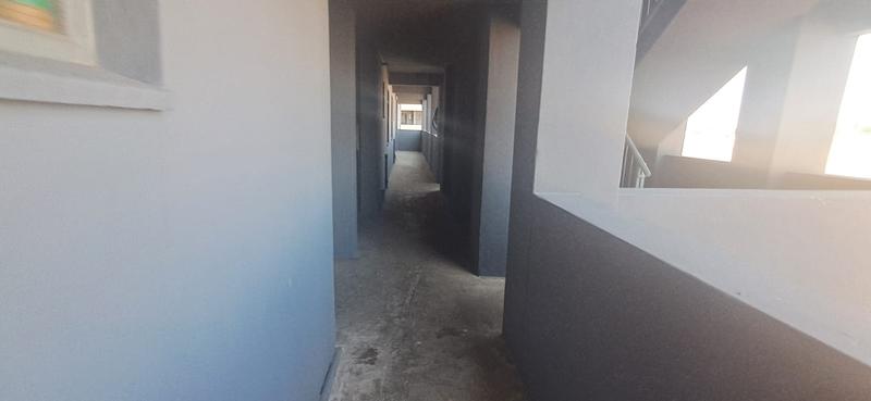 2 Bedroom Property for Sale in Fleurhof Gauteng