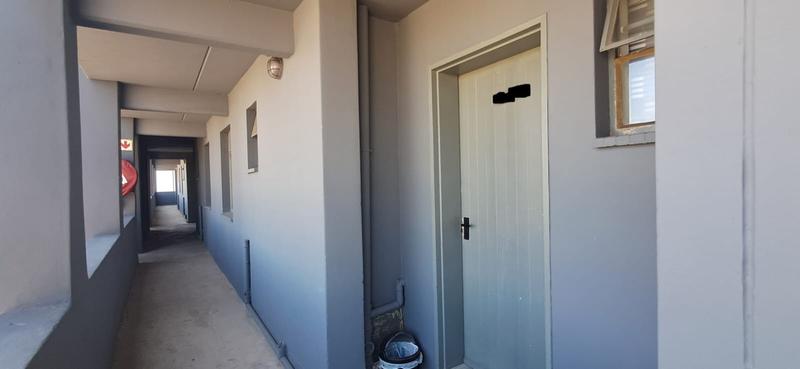 2 Bedroom Property for Sale in Fleurhof Gauteng
