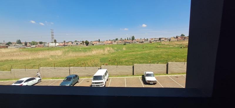 2 Bedroom Property for Sale in Fleurhof Gauteng