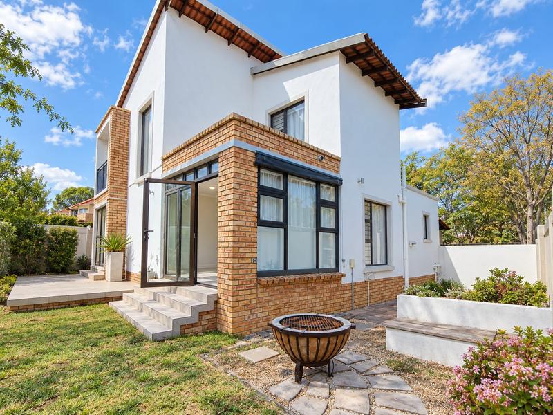2 Bedroom Property for Sale in Fourways Gauteng