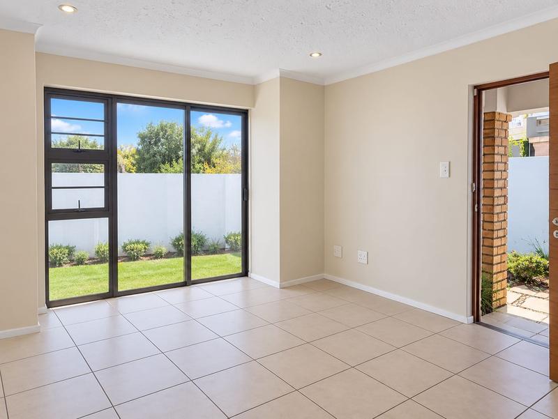 2 Bedroom Property for Sale in Fourways Gauteng
