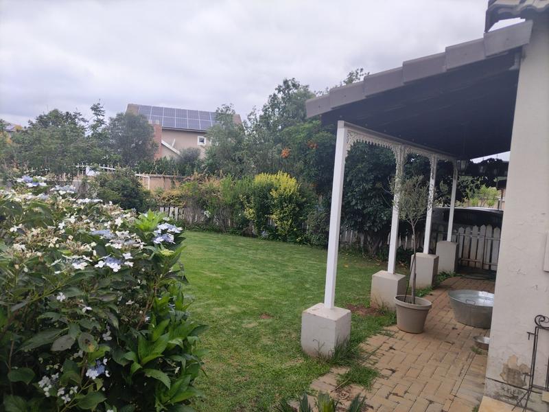 To Let 2 Bedroom Property for Rent in Olympus AH Gauteng