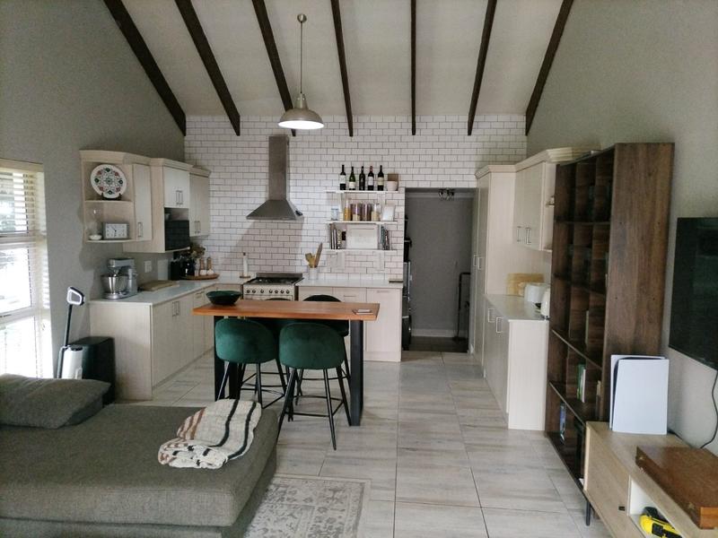 To Let 2 Bedroom Property for Rent in Olympus AH Gauteng