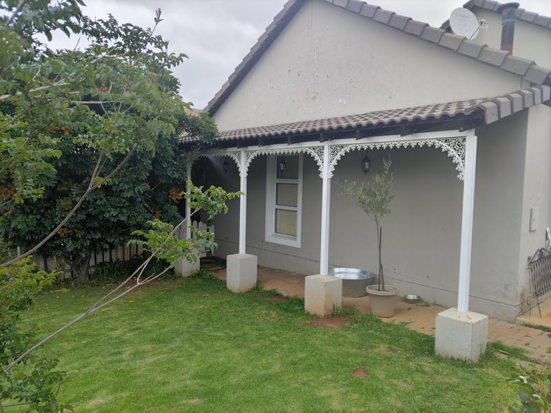 To Let 2 Bedroom Property for Rent in Olympus AH Gauteng