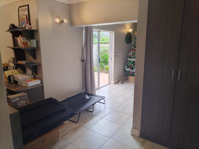 To Let 2 Bedroom Property for Rent in Olympus AH Gauteng
