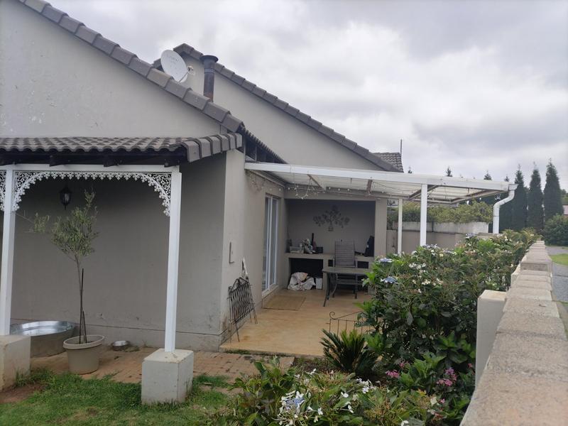 To Let 2 Bedroom Property for Rent in Olympus AH Gauteng